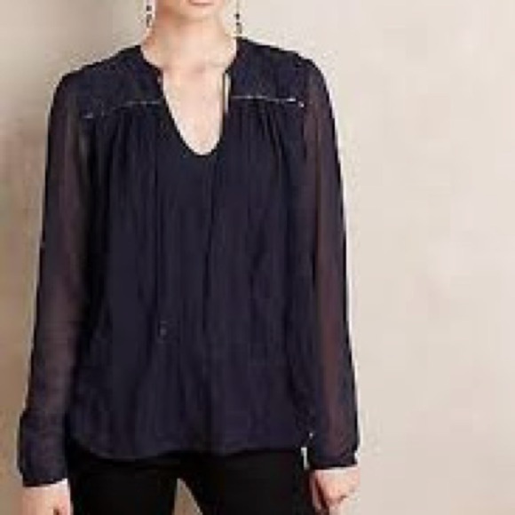 Tiny by Anthropologie Navy Embroidered Split Neck Blouse Size M - Picture 1 of 11